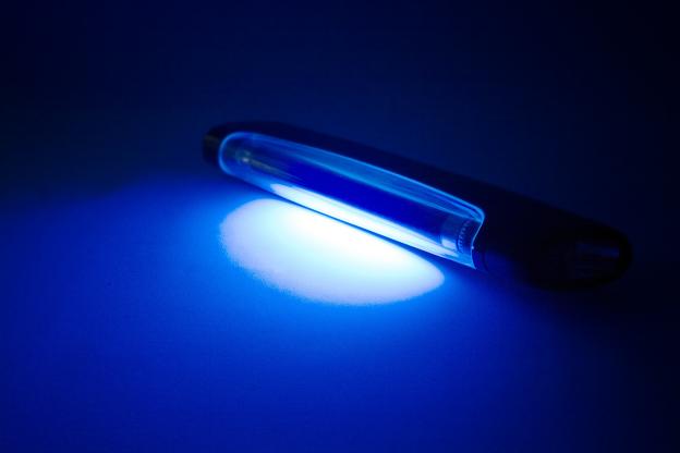 Une lampe UV peut-elle détruire les virus ?